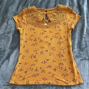 No Boundaries Mustard Floral Lace Tee